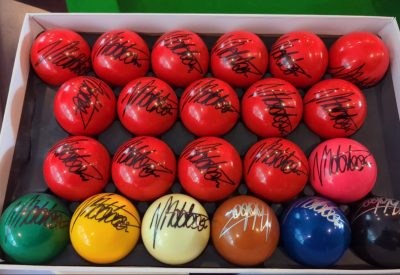 Neil Robertson Snooker Signed Snooker Balls